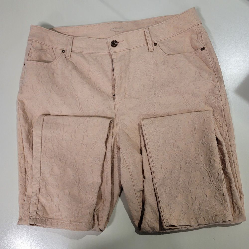 Chico Women's size 14R Chico  Lace Print Peach/Light Pink‎ Denim Jeans